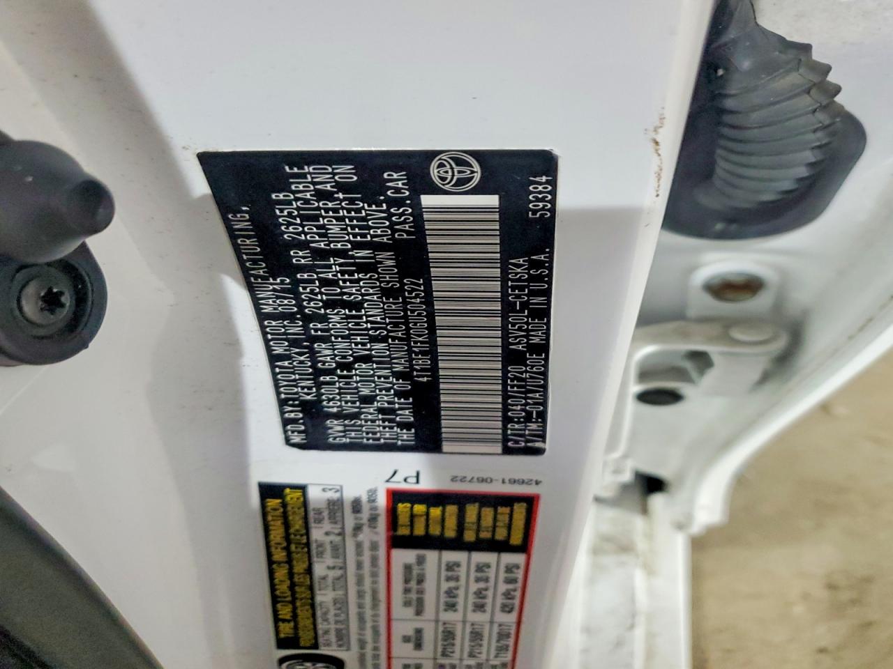 2016 TOYOTA CAMRY LE photo 12