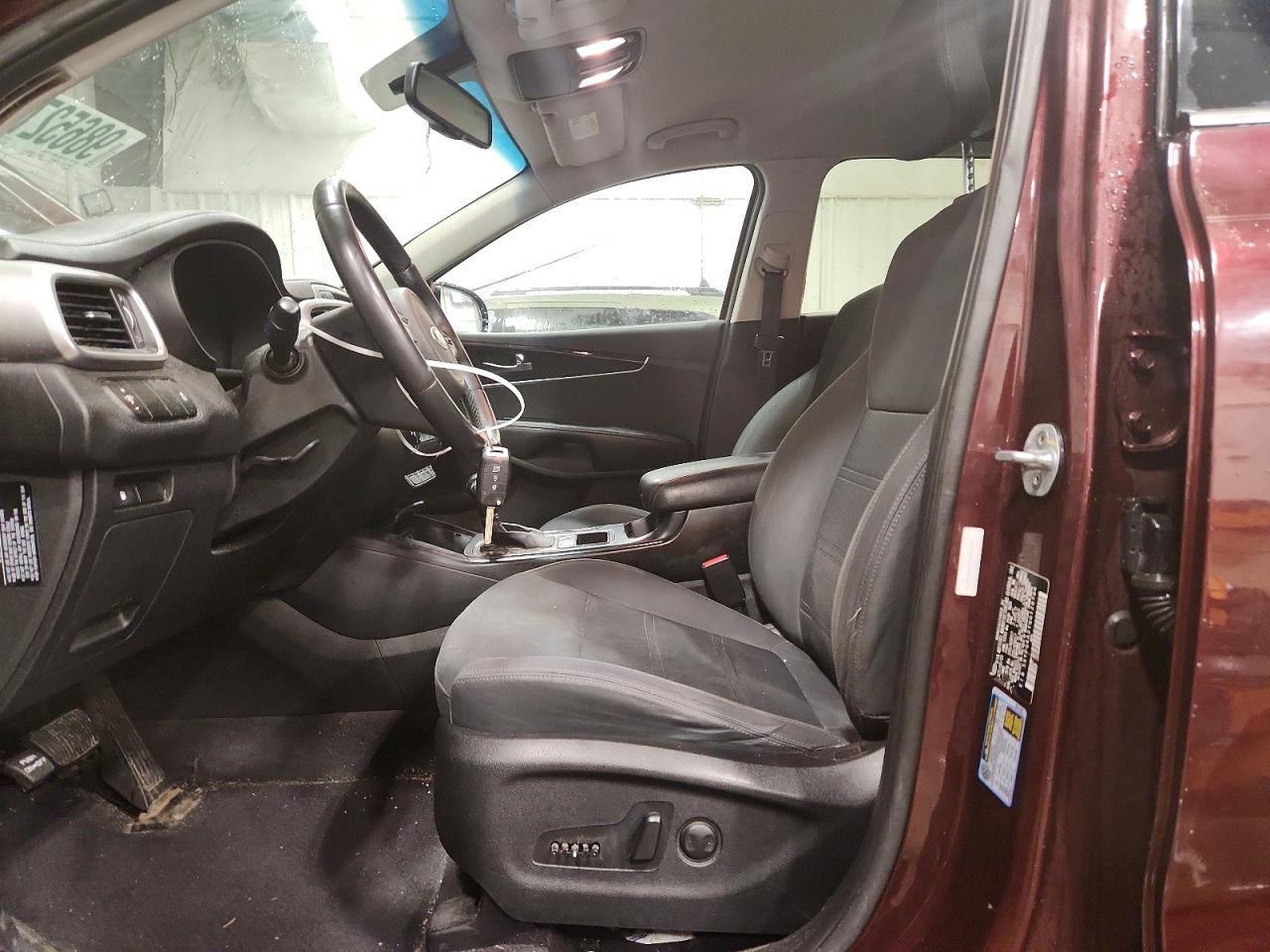 2016 KIA SORENTO LX photo 7