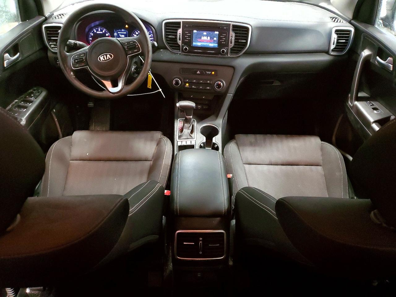 2018 KIA SPORTAGE LX photo 8