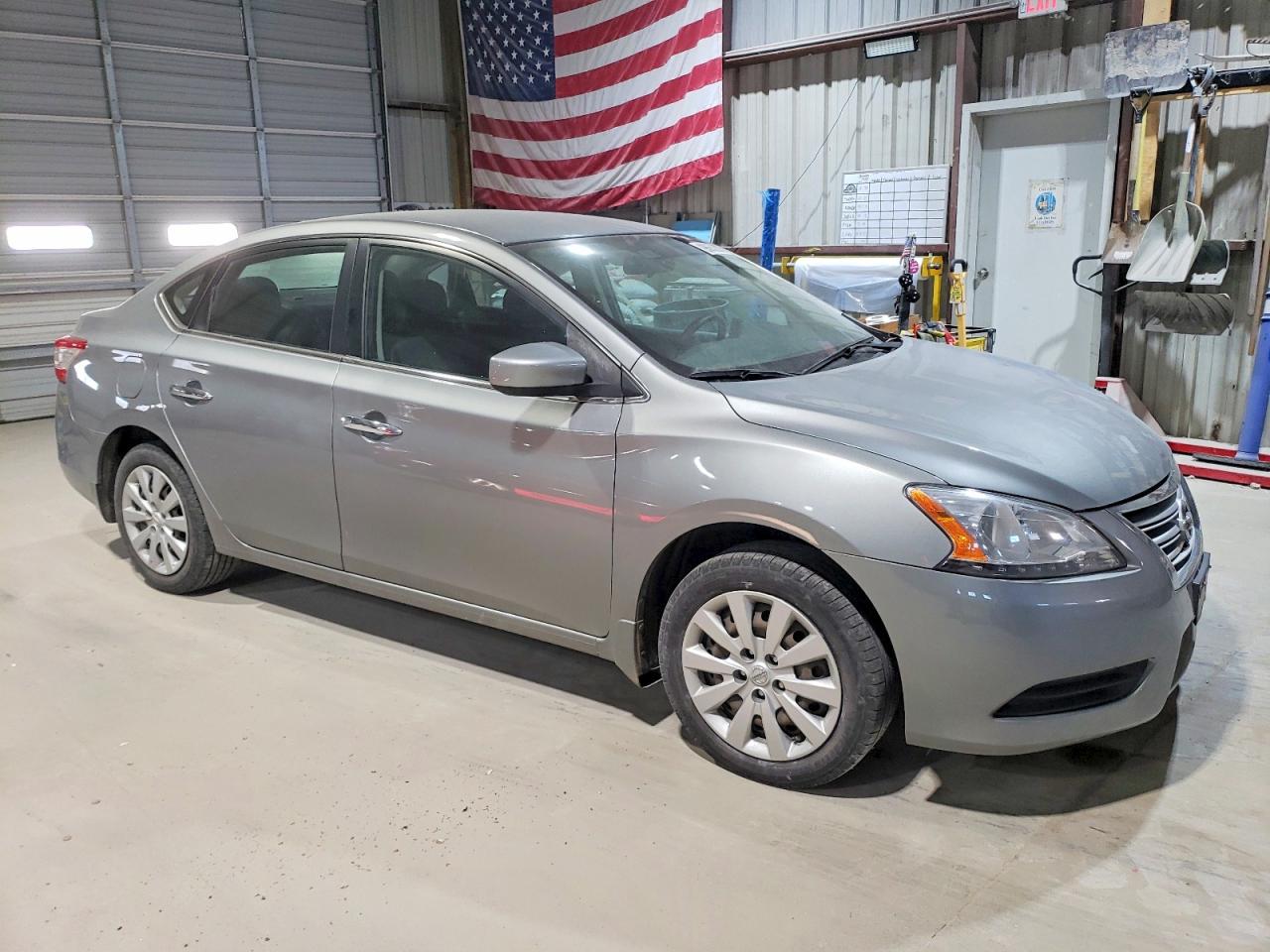 2014 NISSAN SENTRA S photo 4