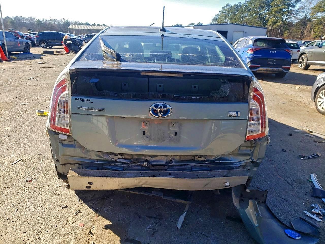 2015 TOYOTA PRIUS photo 6