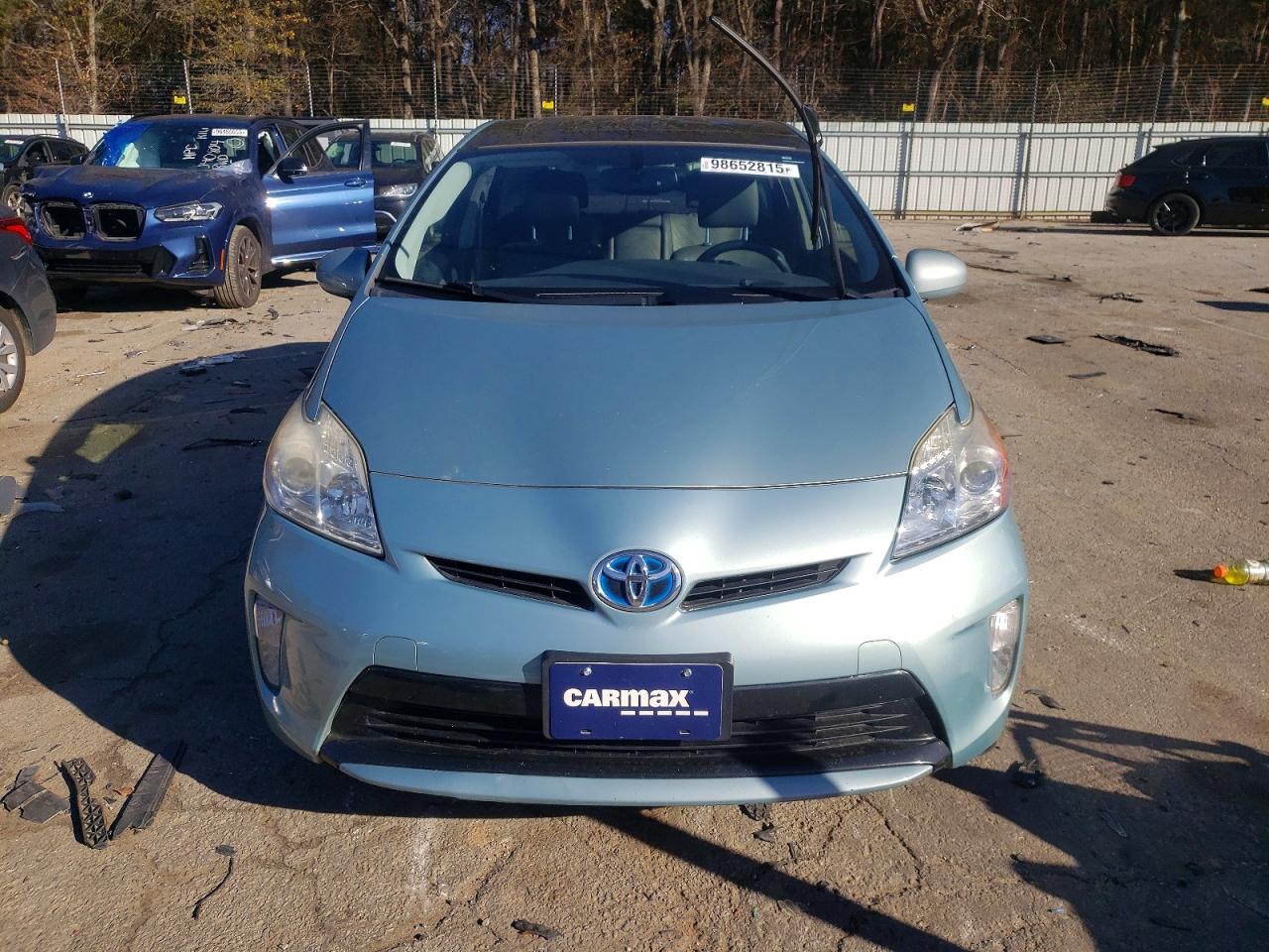 2015 TOYOTA PRIUS photo 5