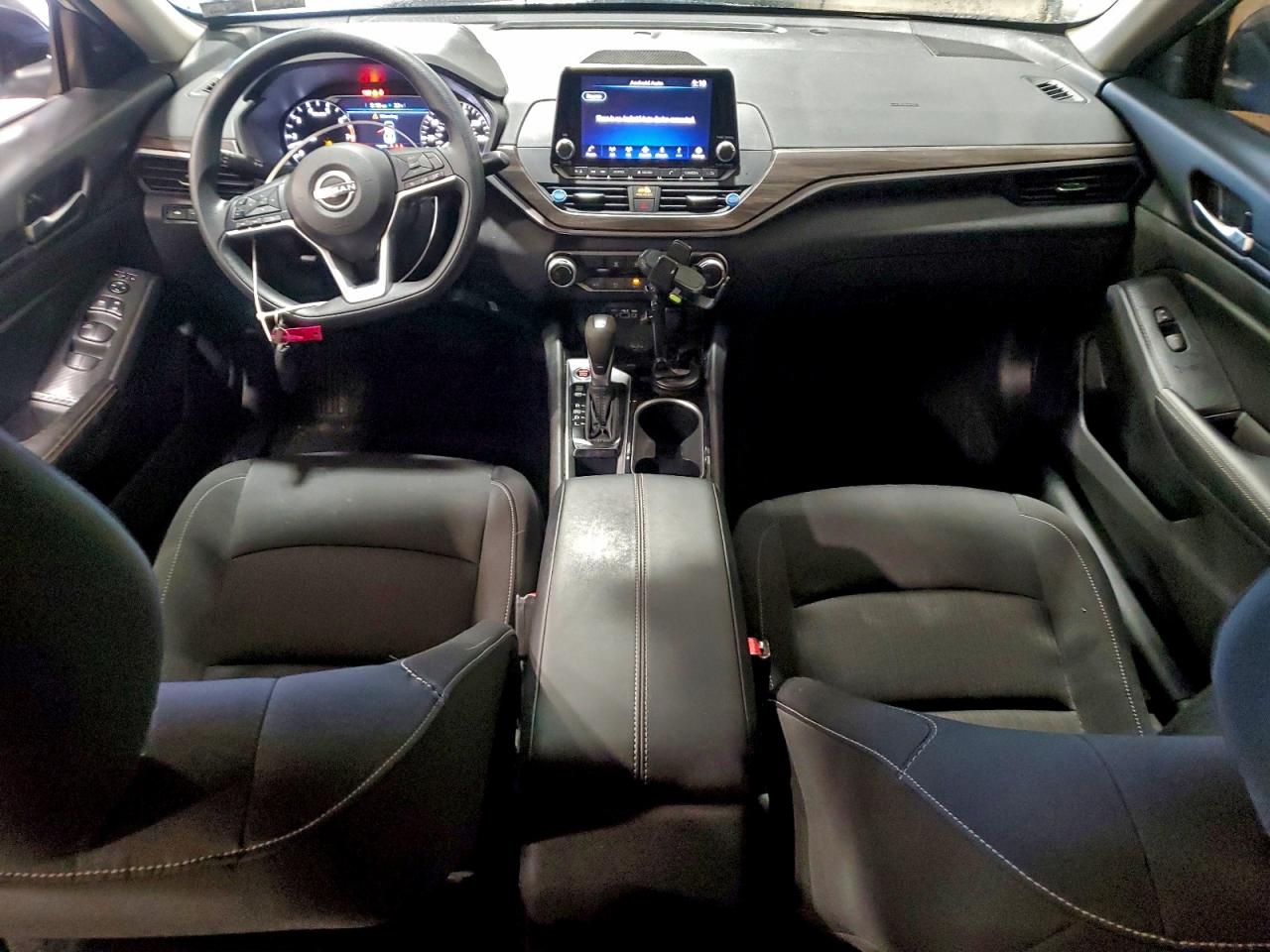 2024 NISSAN ALTIMA SV photo 8