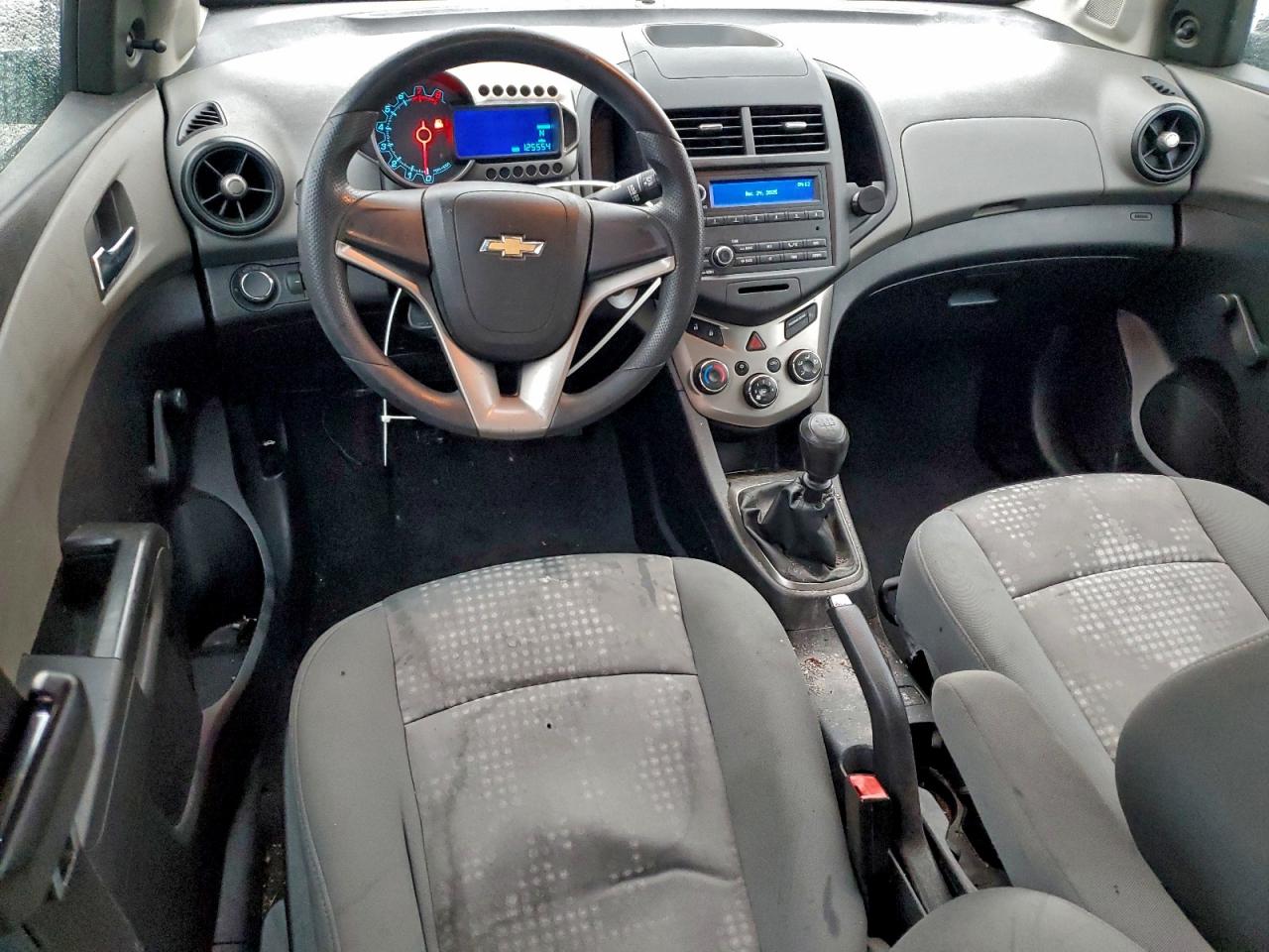 2012 CHEVROLET SONIC LS photo 8