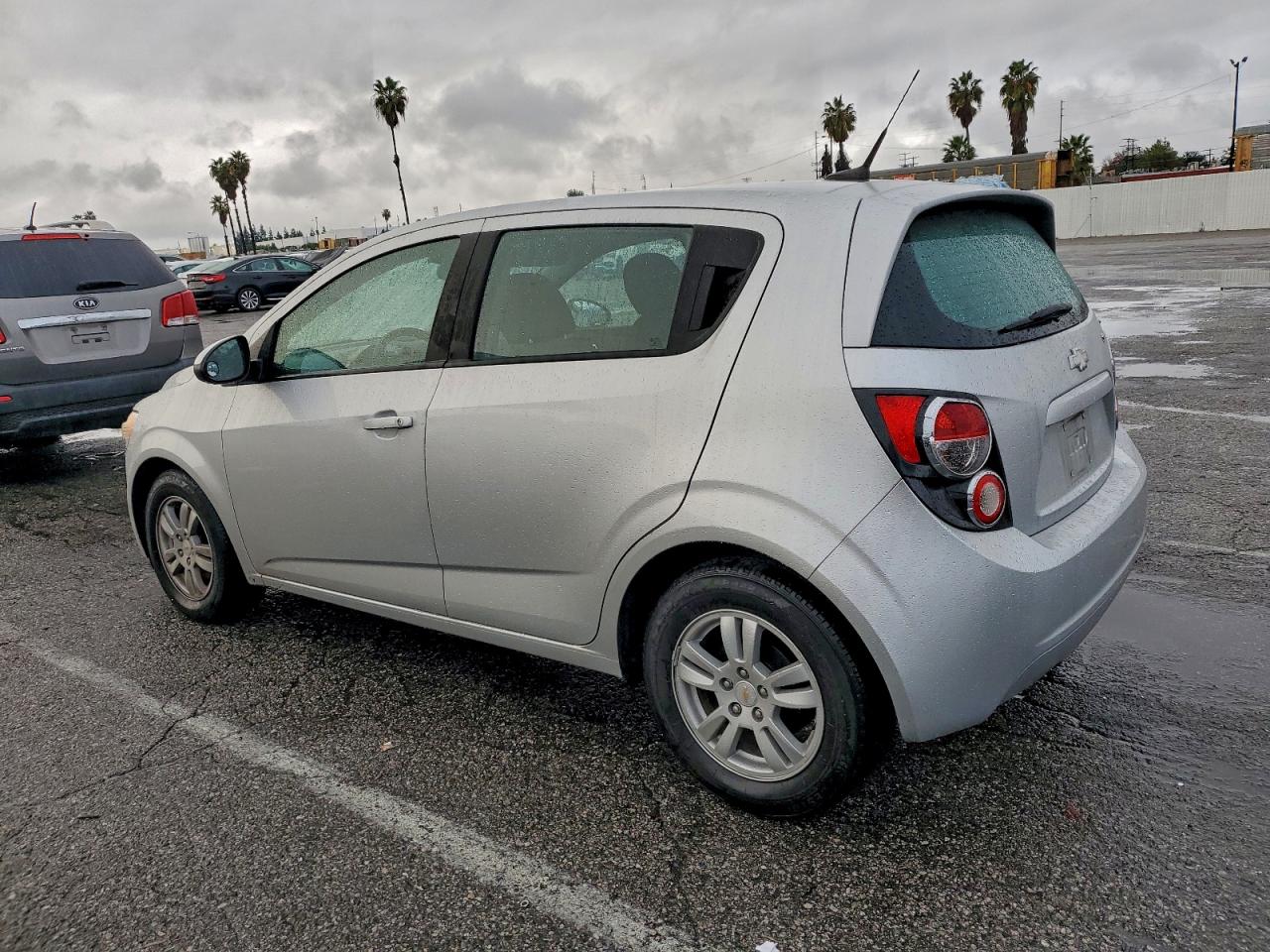 2012 CHEVROLET SONIC LS photo 2