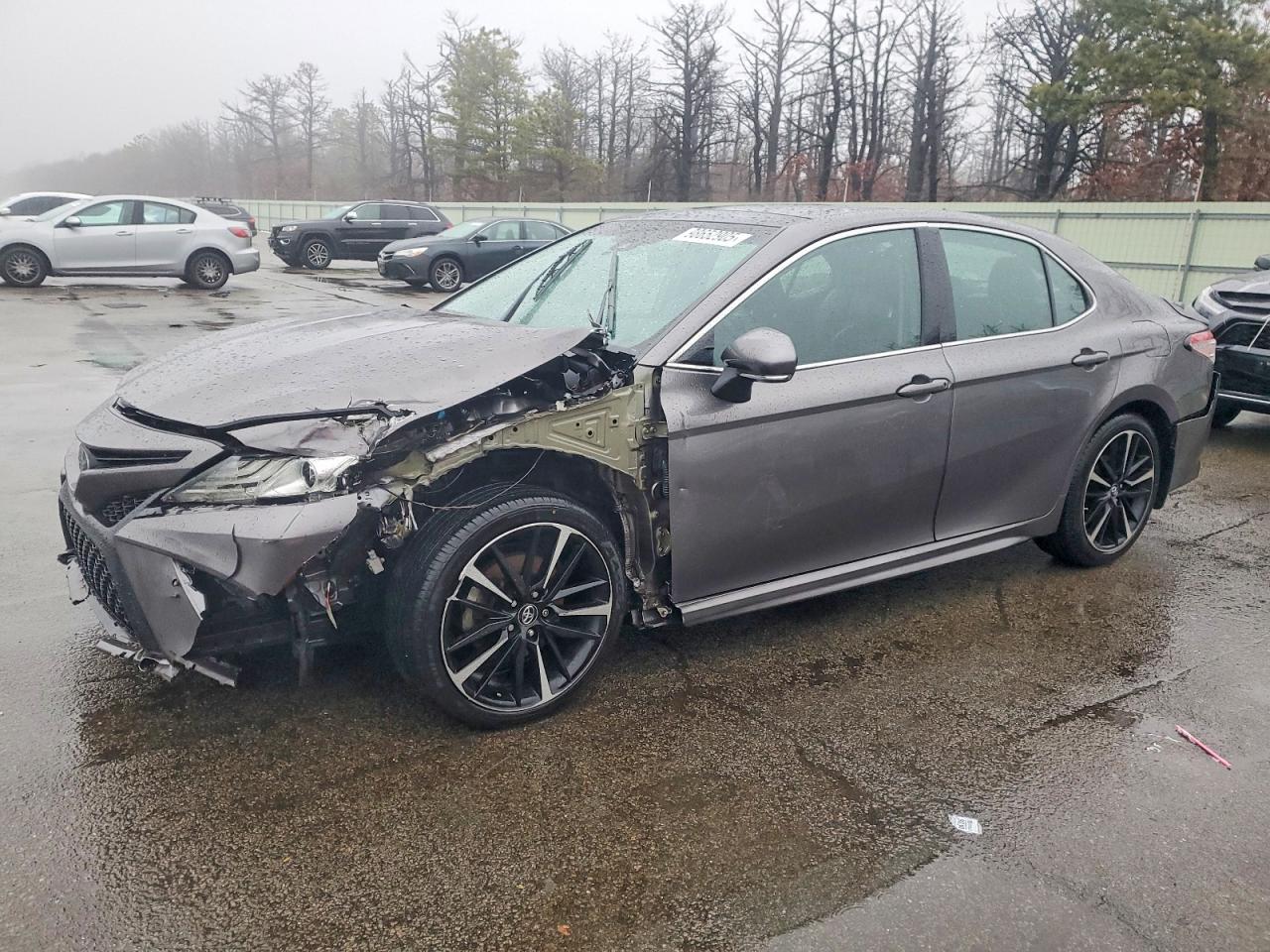 2019 TOYOTA CAMRY