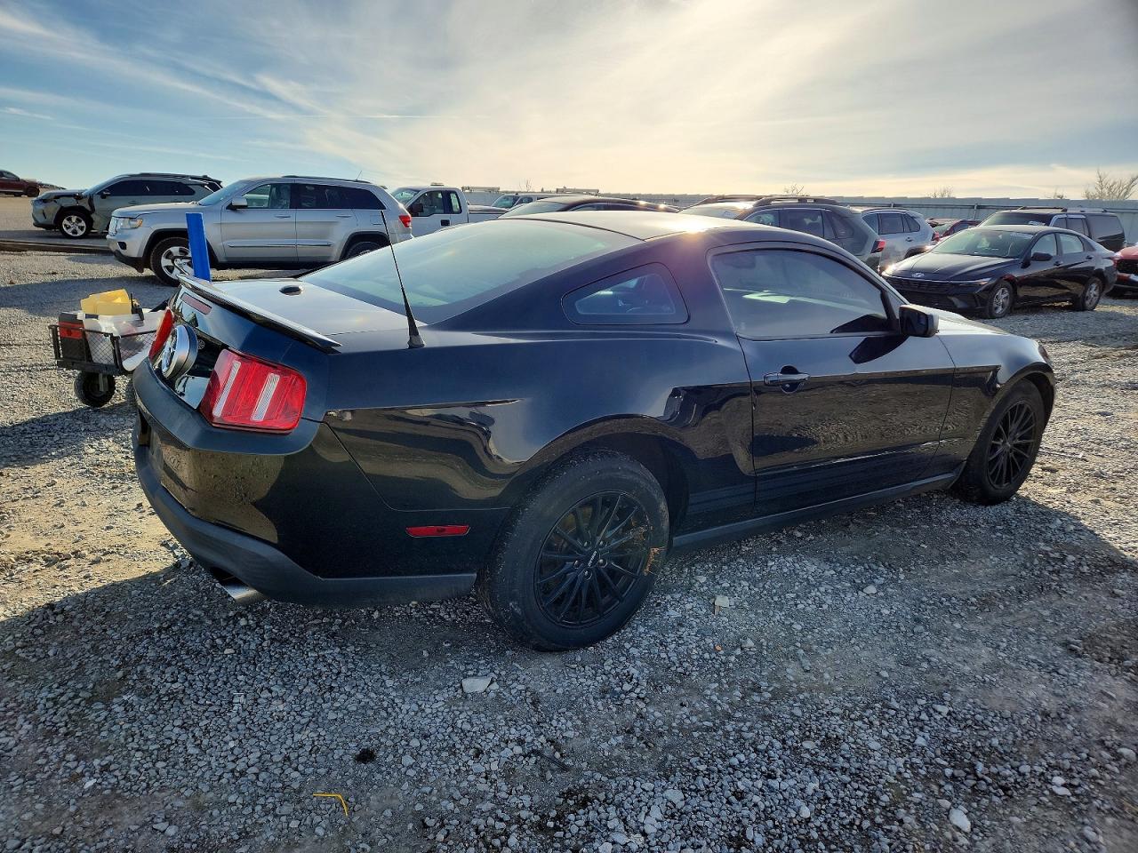 2012 FORD MUSTANG photo 3