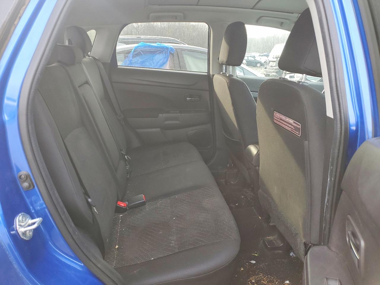 2015 MITSUBISHI OUTLANDER SPORT SE photo 10