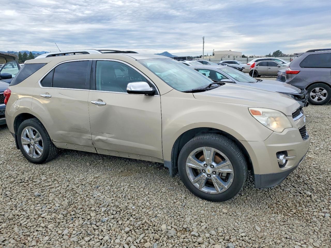 2010 CHEVROLET EQUINOX LTZ photo 4