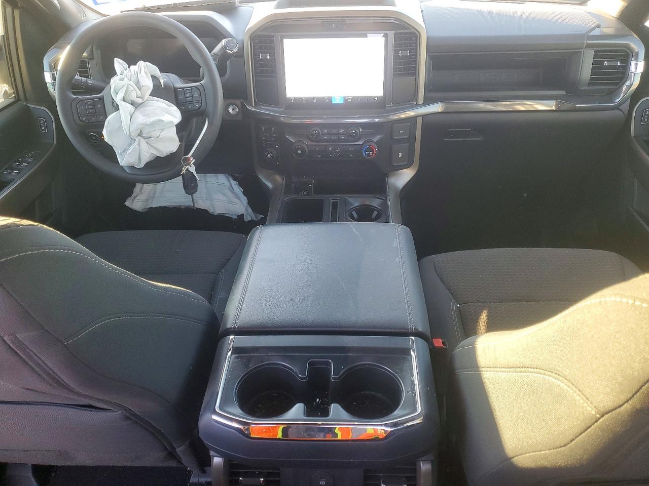 2025 FORD F150 STX photo 8