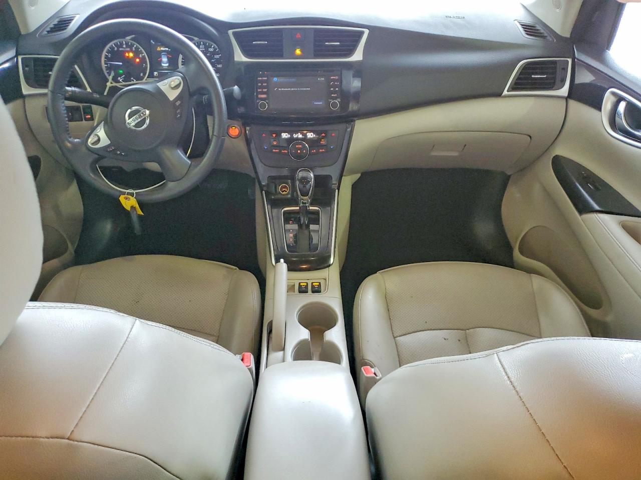 2016 NISSAN SENTRA S photo 8
