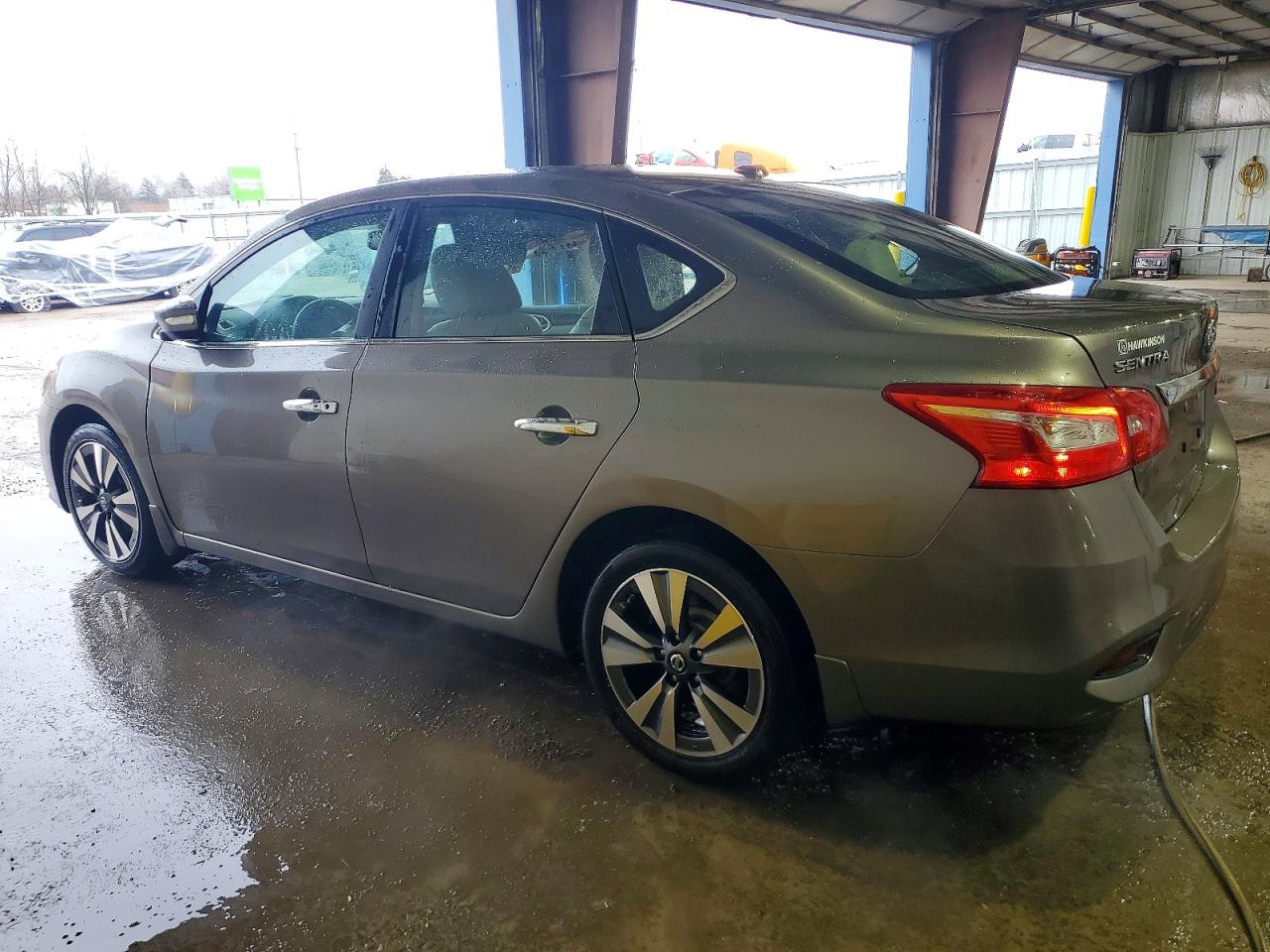 2016 NISSAN SENTRA S photo 2