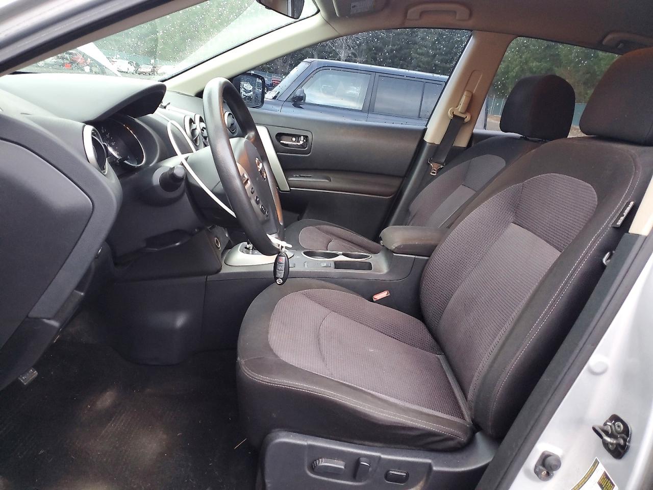 2013 NISSAN ROGUE S photo 7