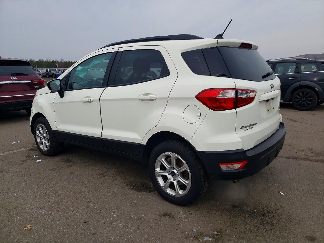 2020 FORD ECOSPORT SE photo 2