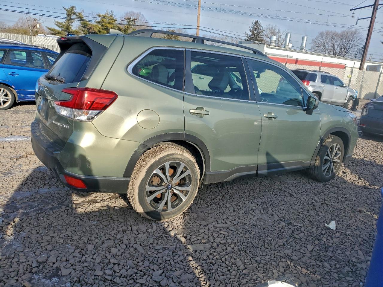 2021 SUBARU FORESTER LIMITED photo 3