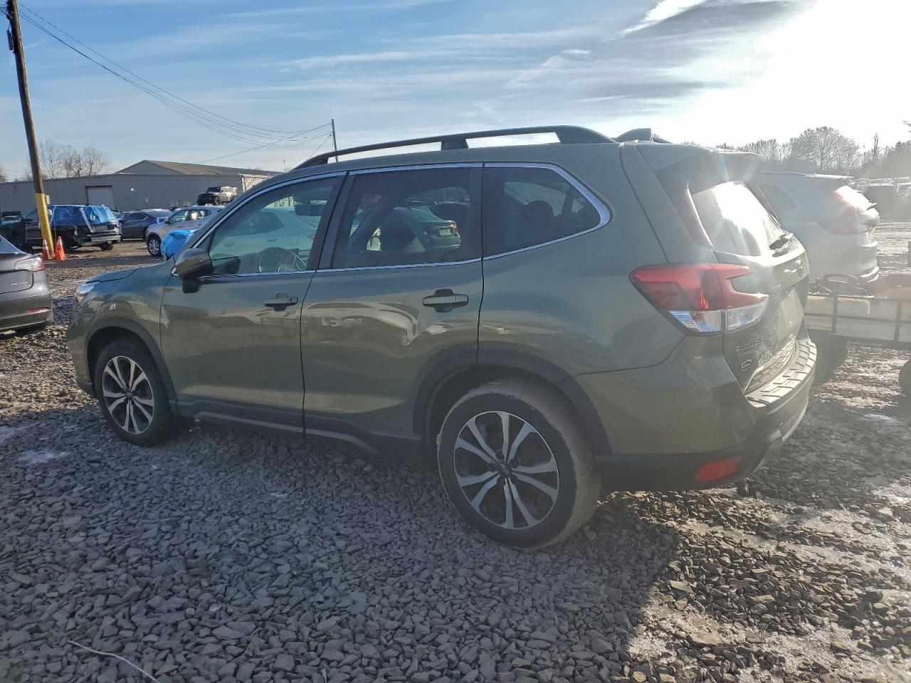 2021 SUBARU FORESTER LIMITED photo 2