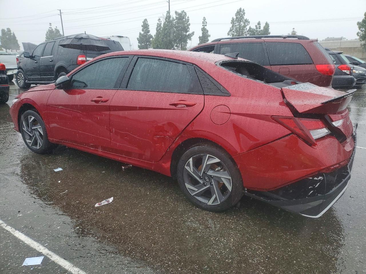 2025 HYUNDAI ELANTRA SEL SPORT photo 2
