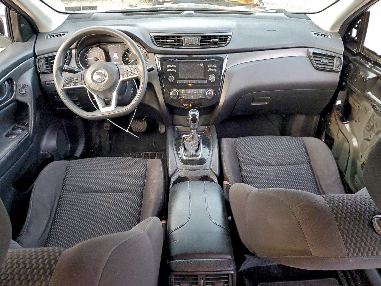 2018 NISSAN ROGUE SPORT S photo 8