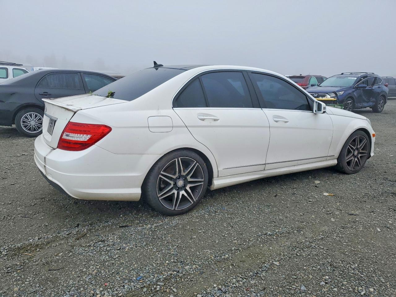 2013 MERCEDES-BENZ C 250 photo 3