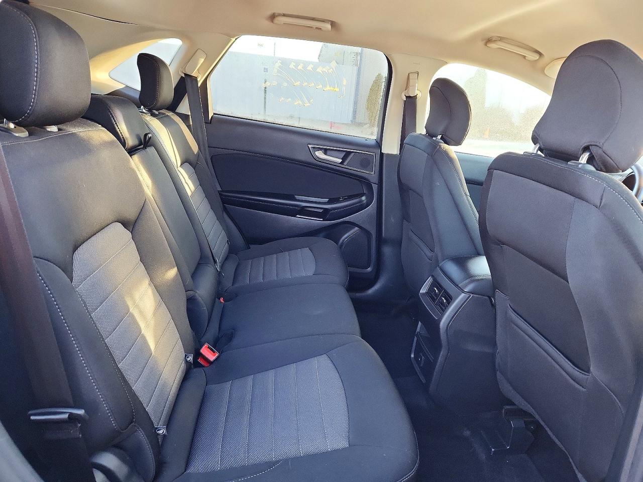 2018 FORD EDGE SE photo 11
