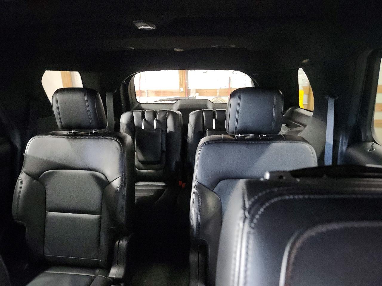2017 FORD EXPLORER XLT photo 10