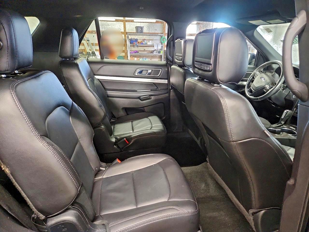 2017 FORD EXPLORER XLT photo 11