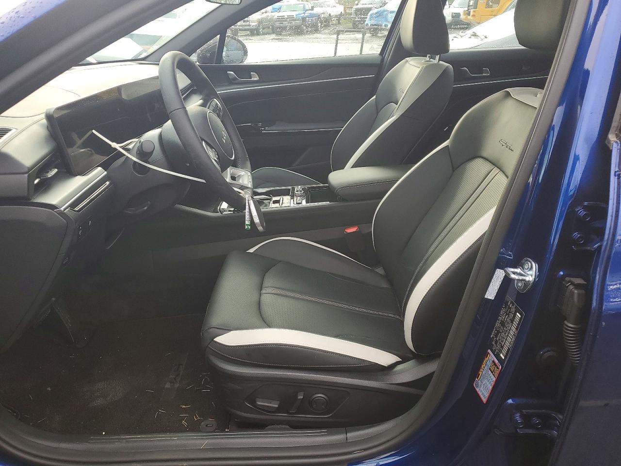 2025 KIA K5 GT LINE photo 7
