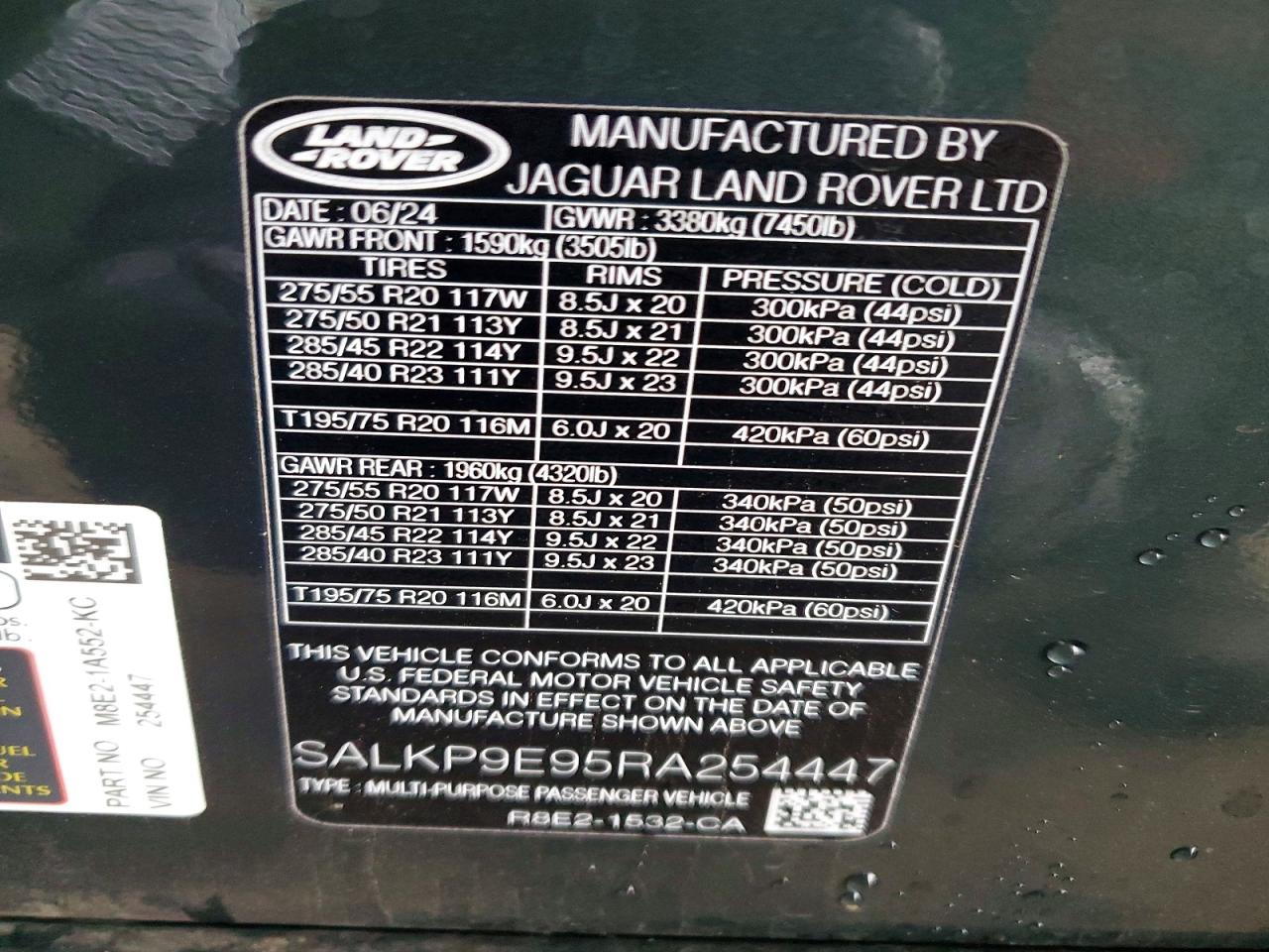 2024 LAND ROVER RANGE ROVER SE photo 13