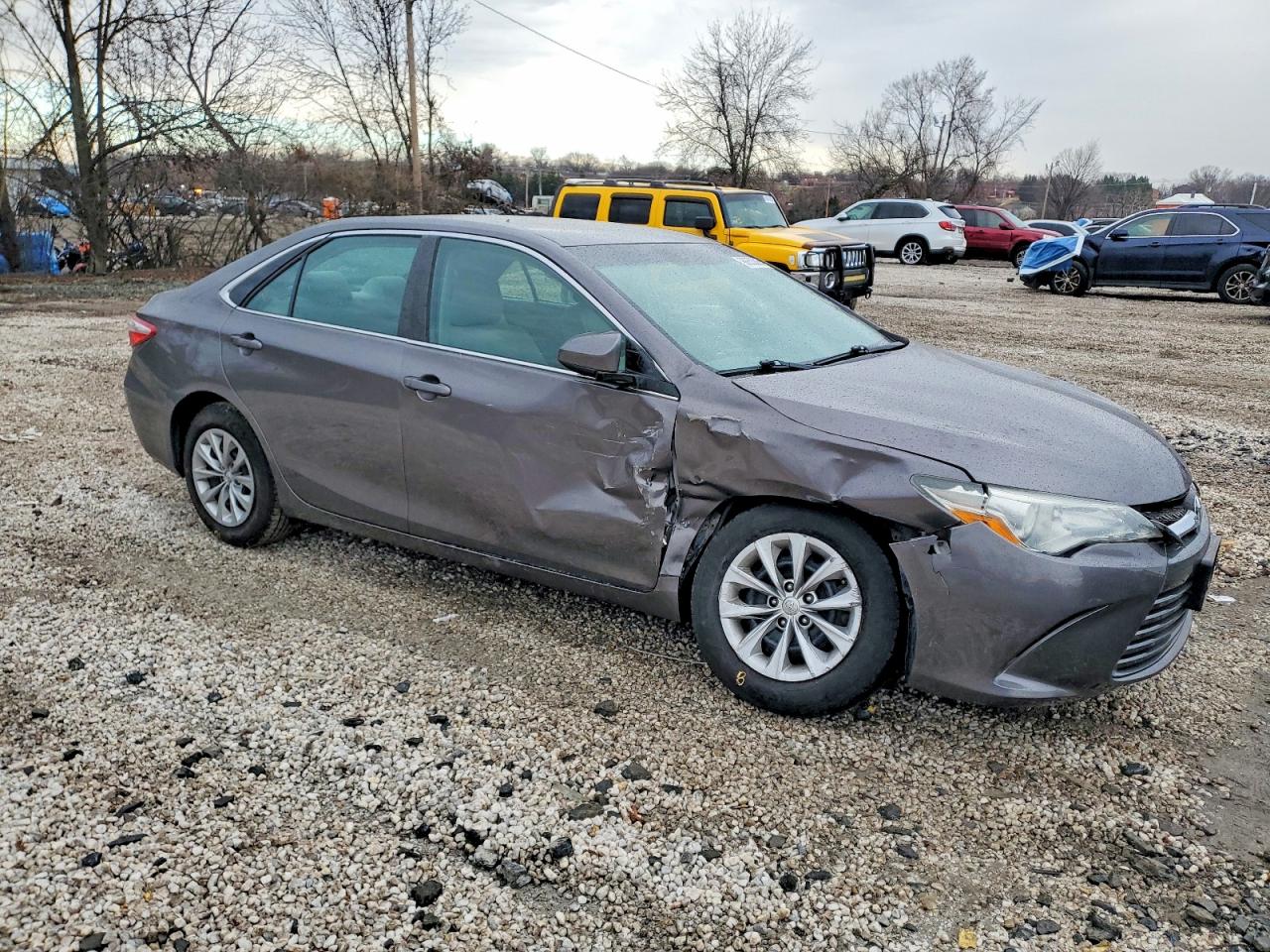 2016 TOYOTA CAMRY LE photo 4