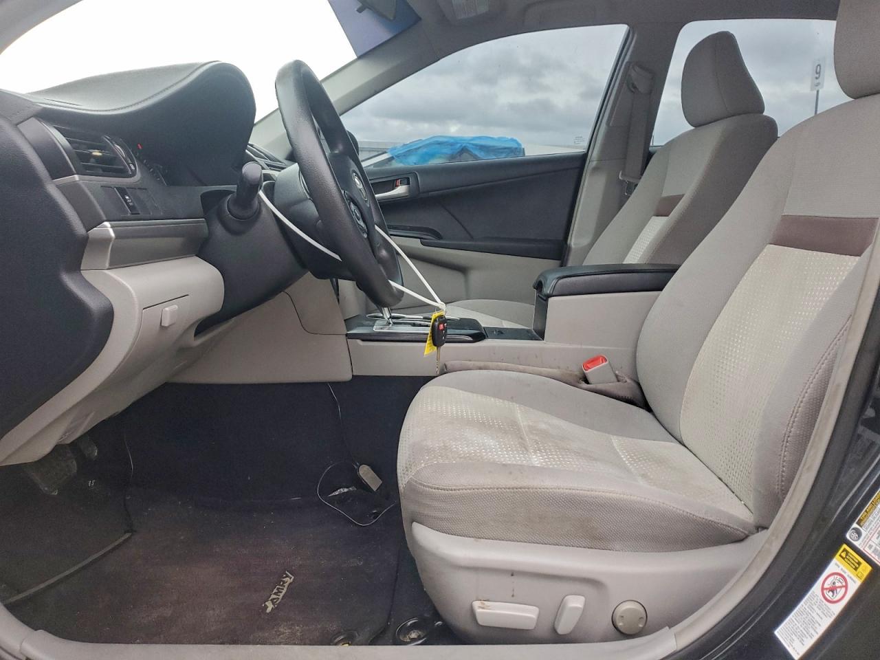 2012 TOYOTA CAMRY BASE photo 7