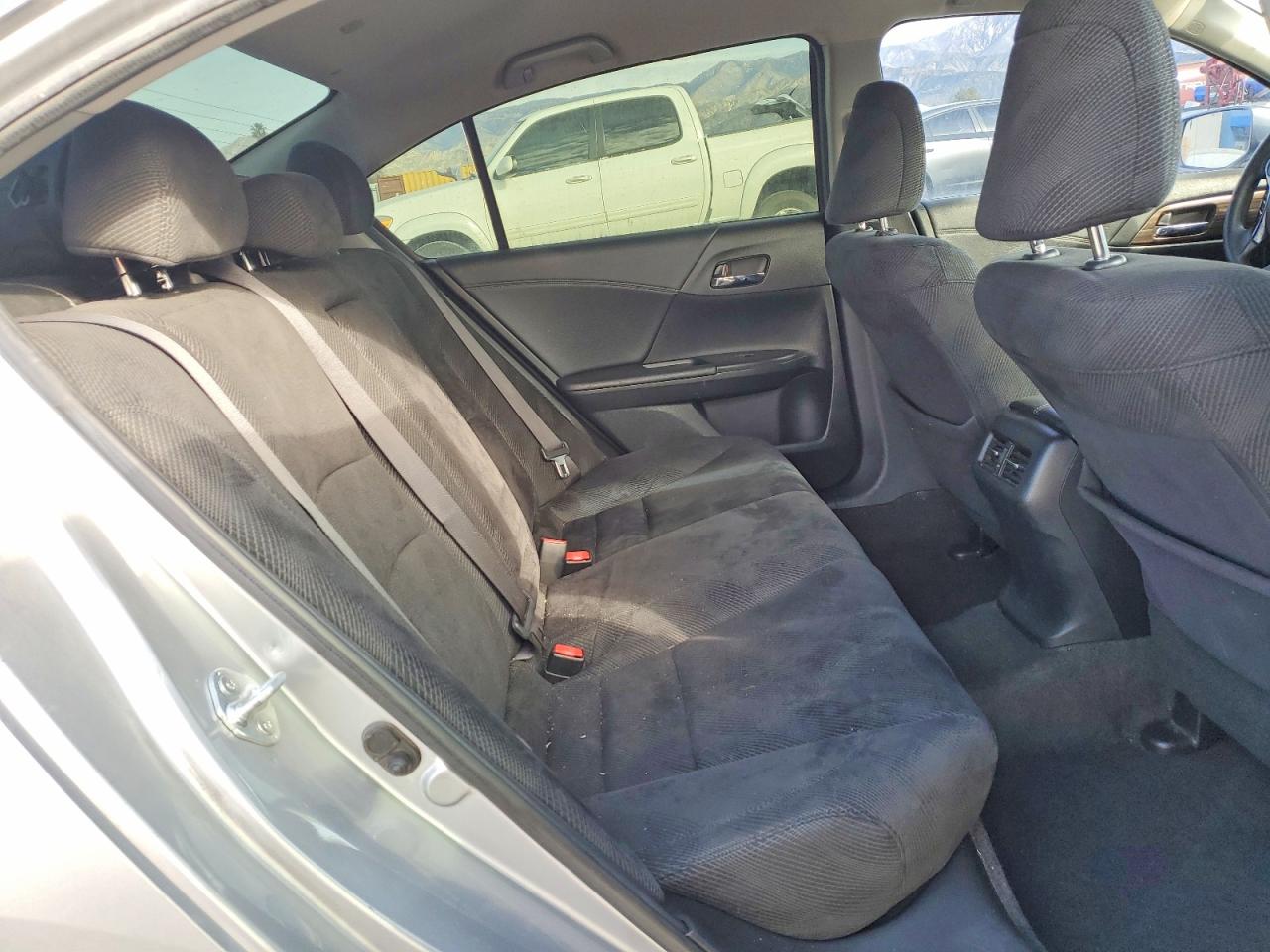 2017 HONDA ACCORD HYBRID photo 10