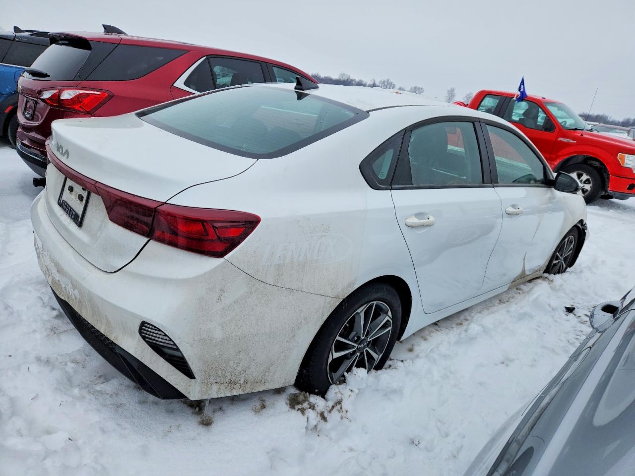 2024 KIA FORTE LX photo 3