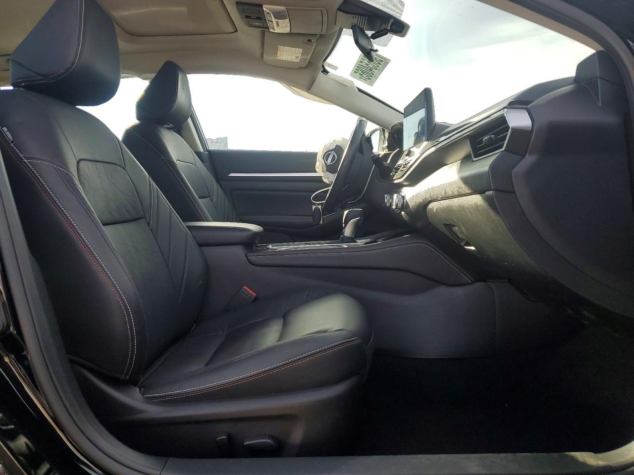 2024 NISSAN ALTIMA SR photo 7