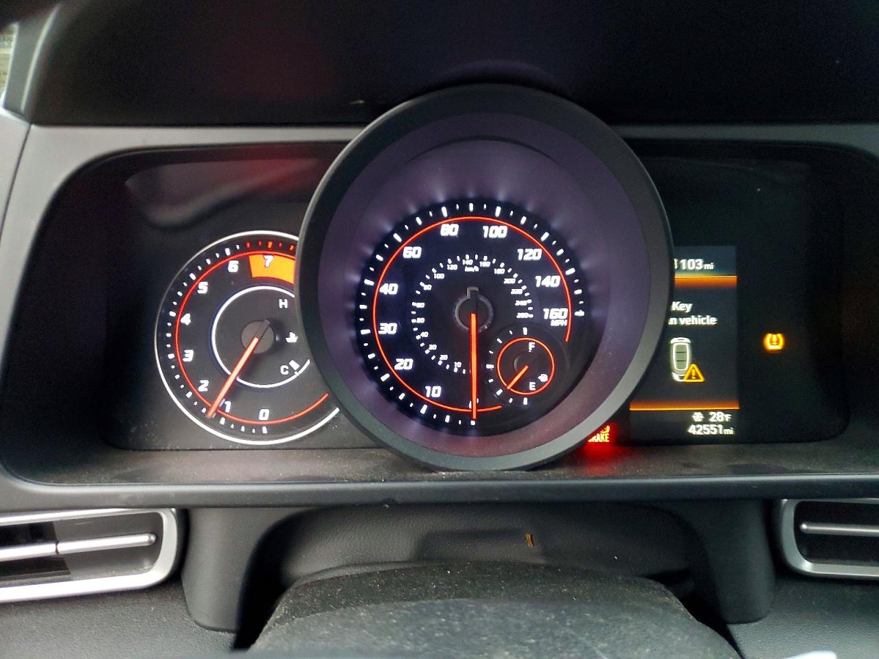2021 HYUNDAI ELANTRA SEL photo 17