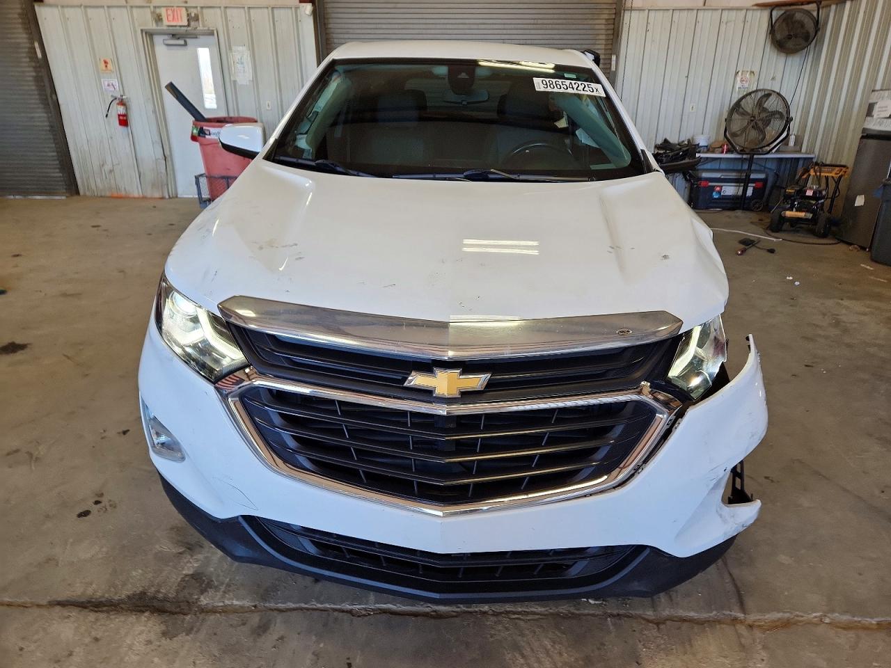 2020 CHEVROLET EQUINOX LT photo 5