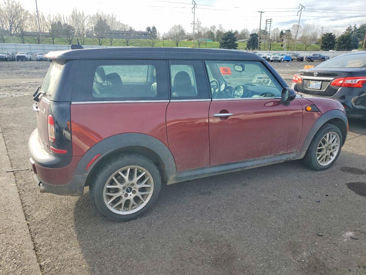 2009 MINI COOPER CLUBMAN photo 3