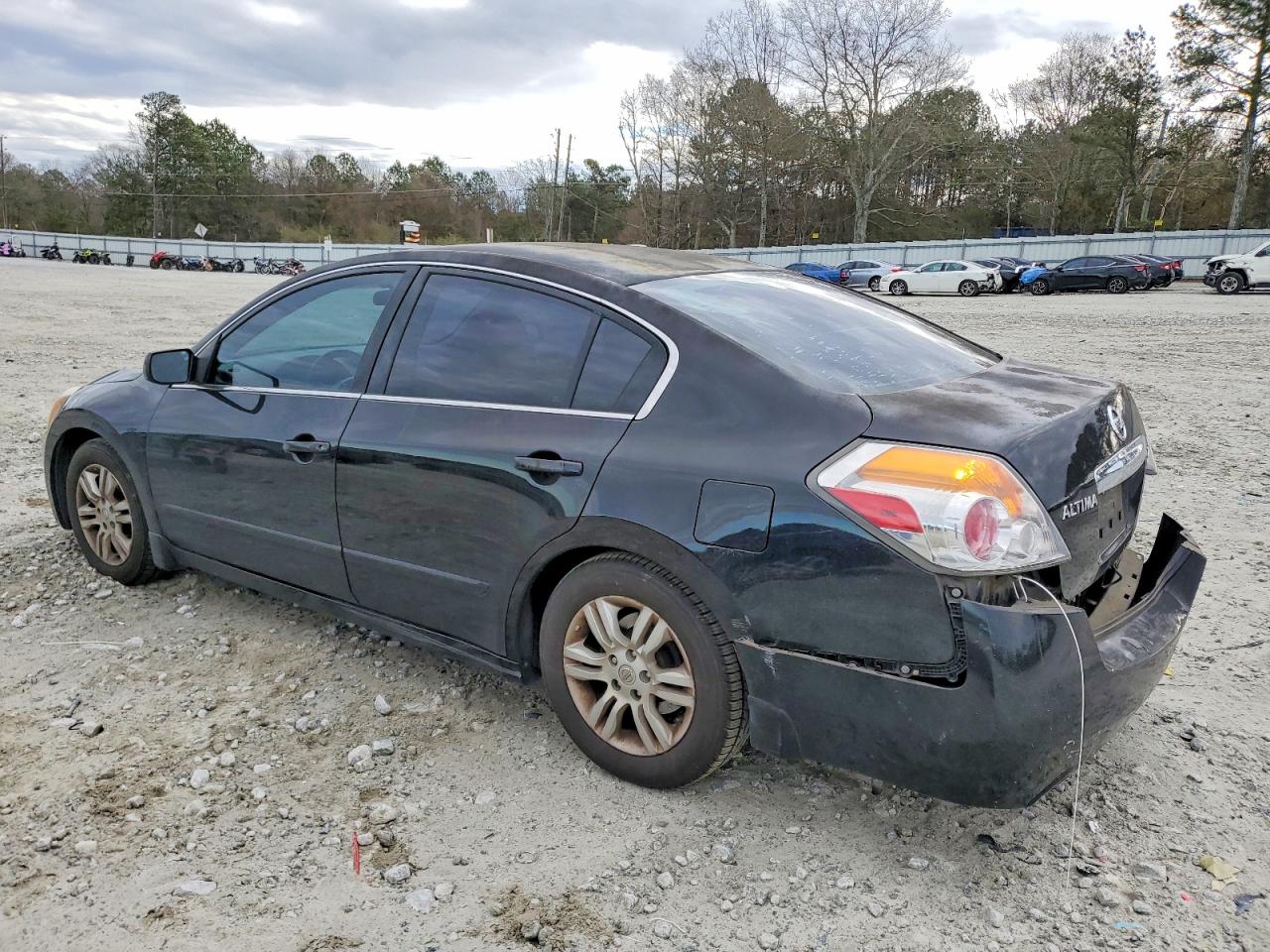 2011 NISSAN ALTIMA BASE photo 2