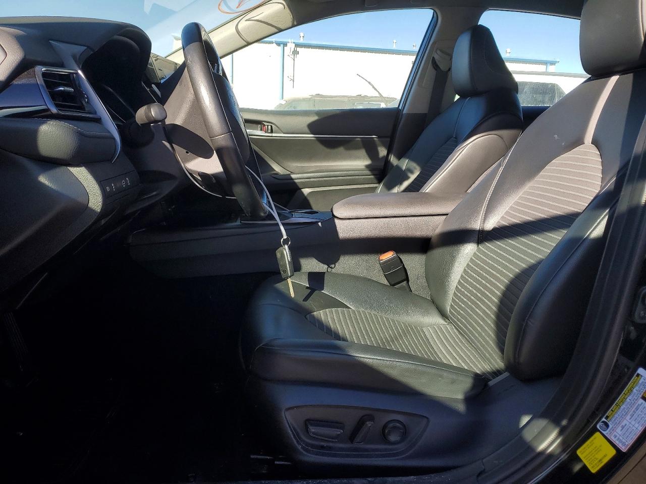 2023 TOYOTA CAMRY SE NIGHT SHADE photo 7
