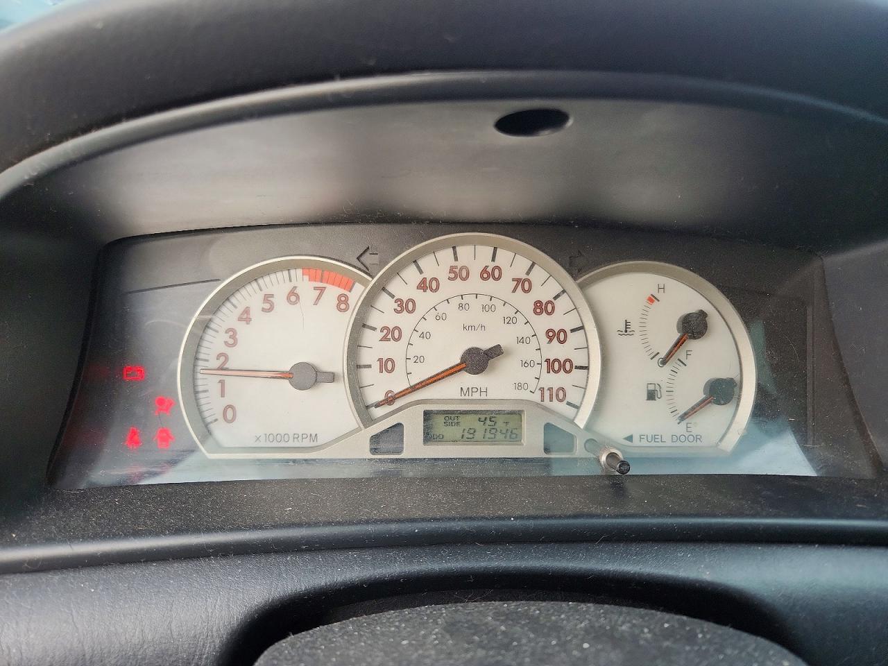 2006 TOYOTA COROLLA CE photo 9