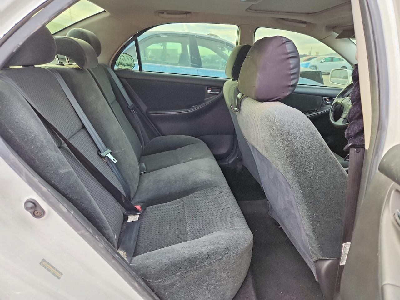 2006 TOYOTA COROLLA CE photo 10