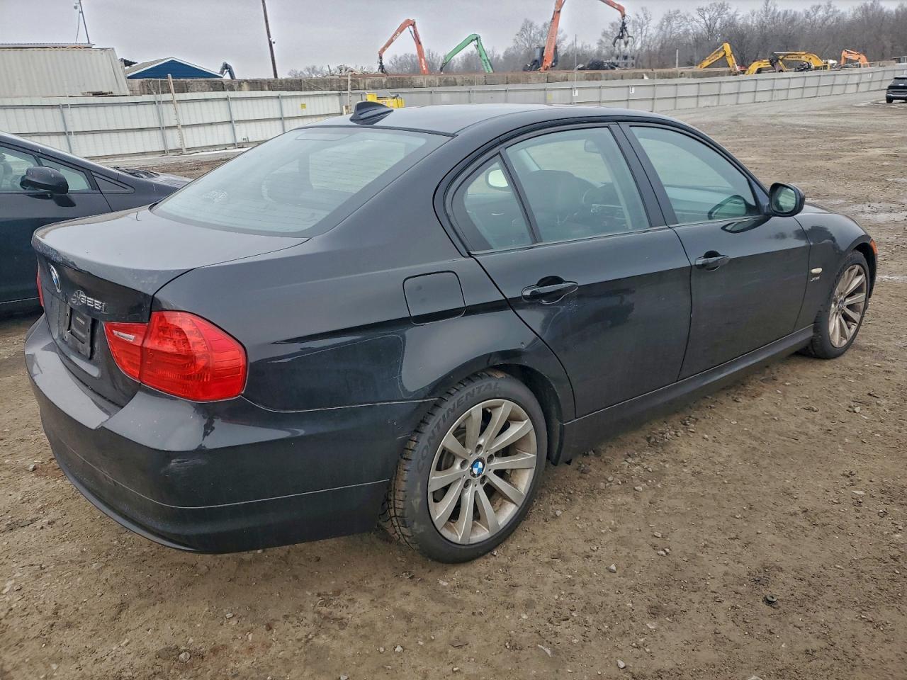 2011 BMW 328 XI SULEV photo 3