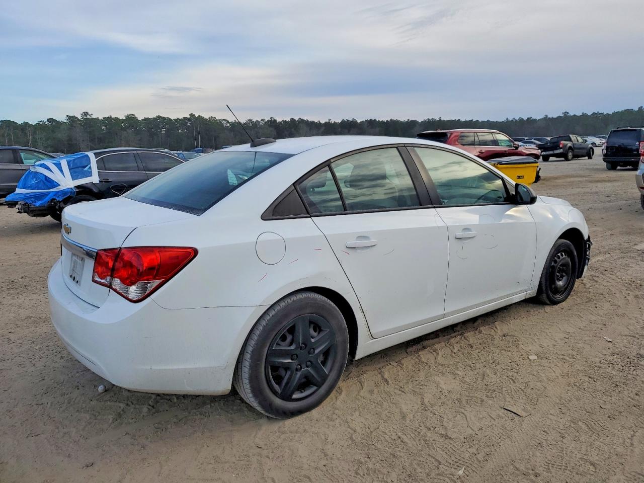 2016 CHEVROLET CRUZE LIMITED LS photo 3