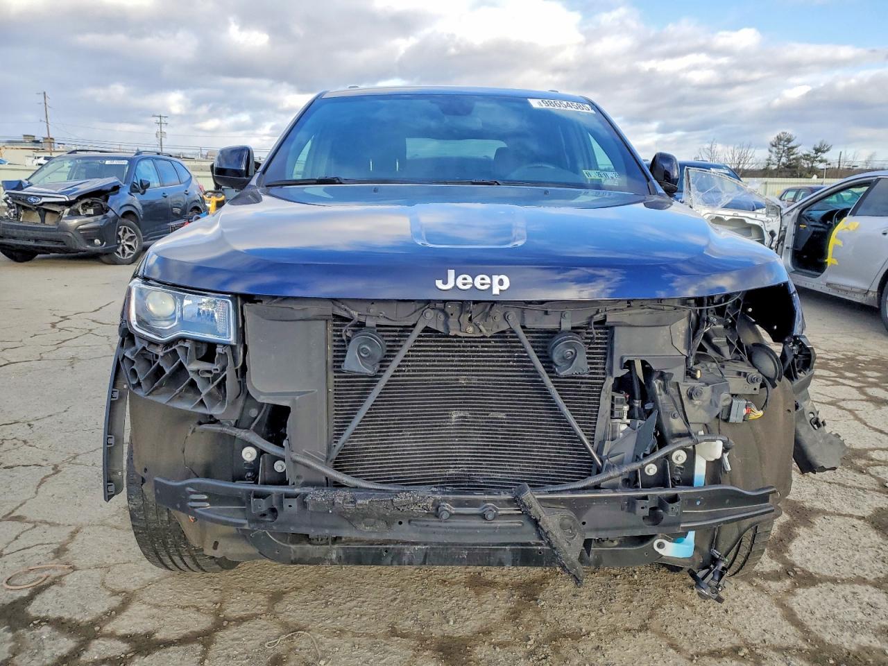 2018 JEEP GRAND CHEROKEE LAREDO photo 5