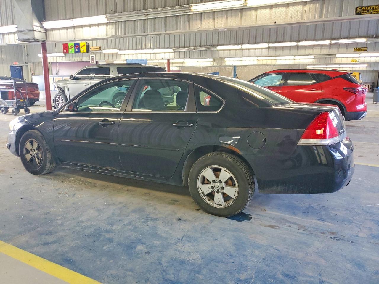 2011 CHEVROLET IMPALA LT photo 2