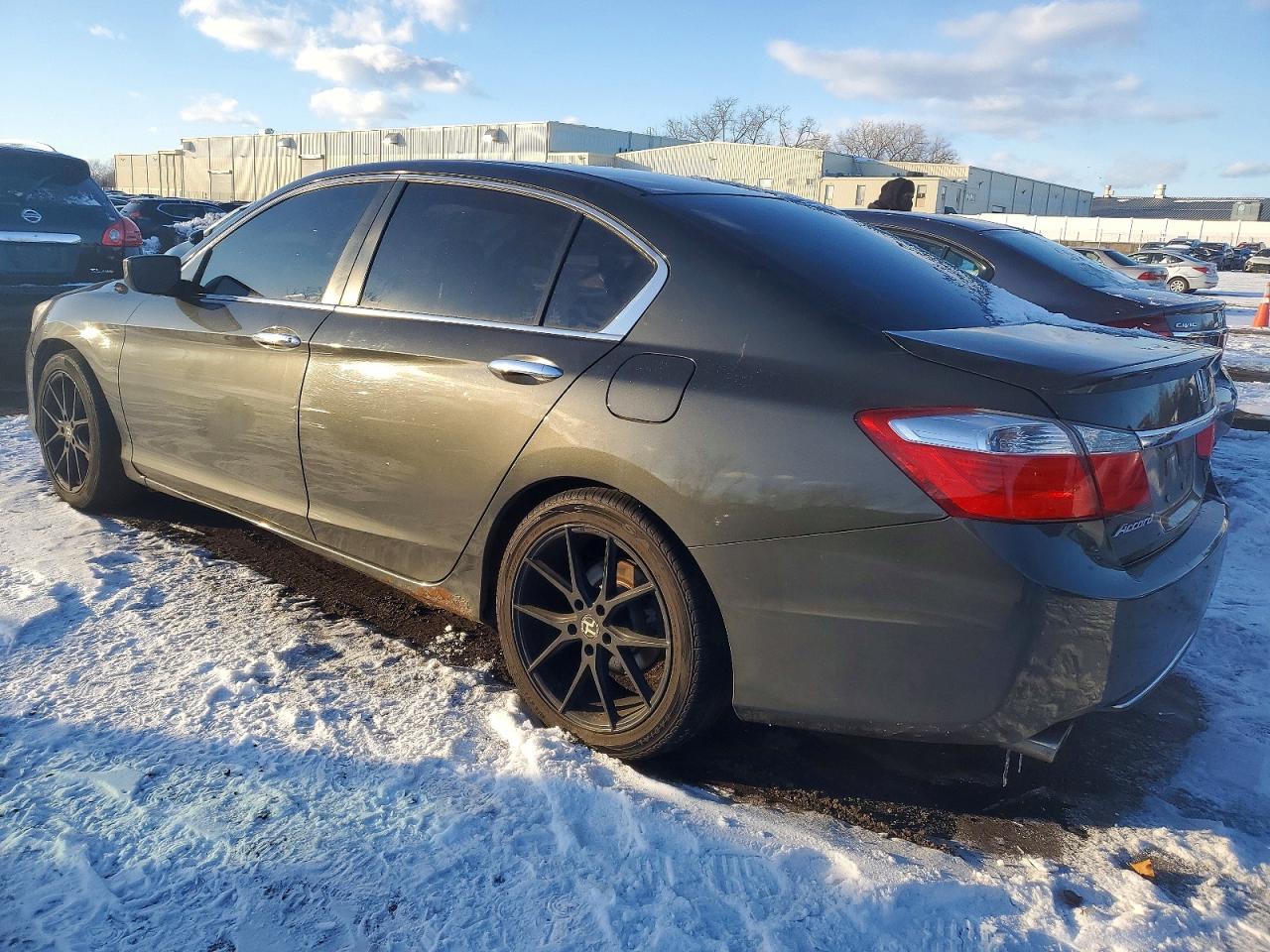 2013 HONDA ACCORD SPORT photo 2