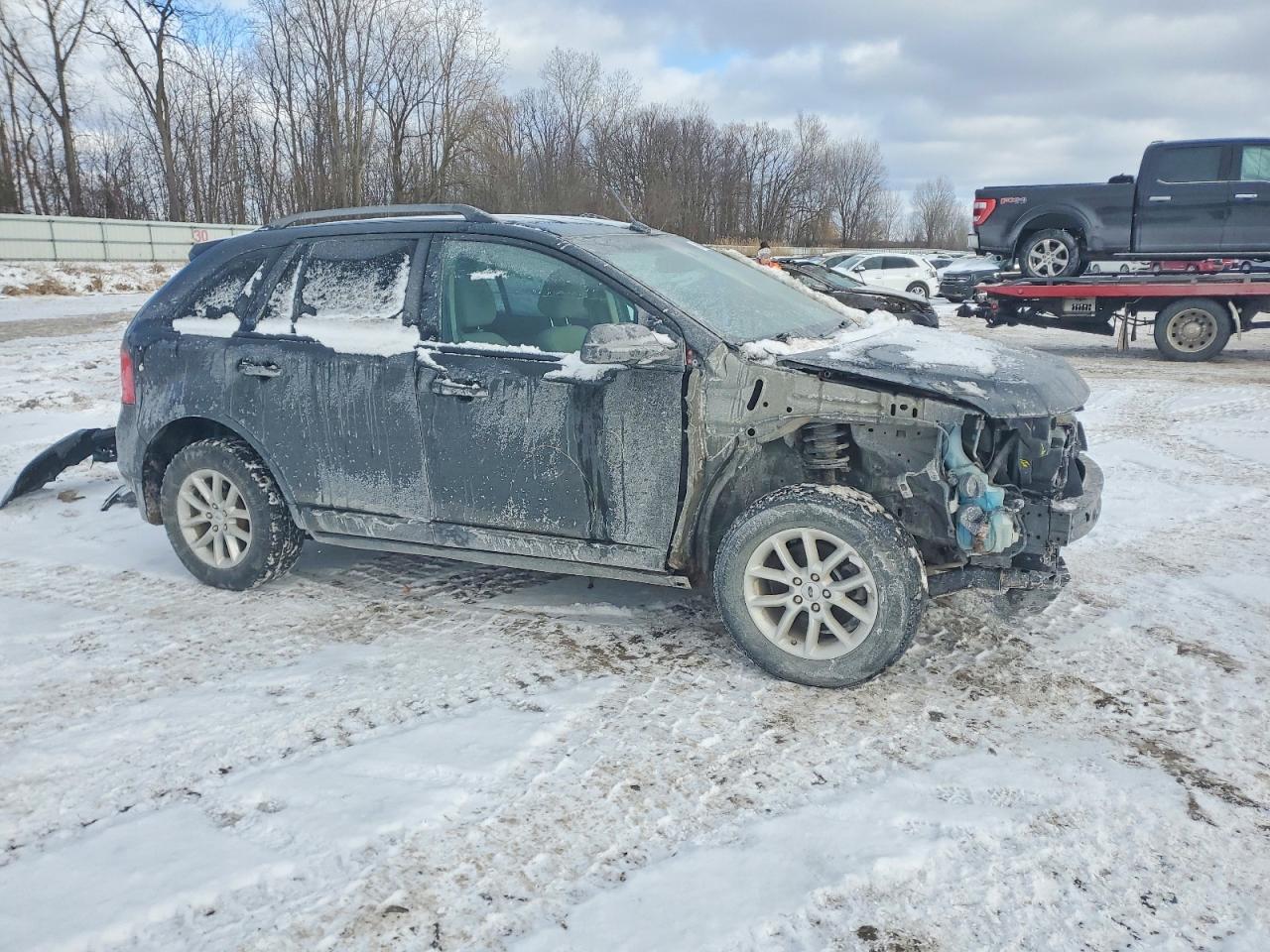 2013 FORD EDGE SE photo 4