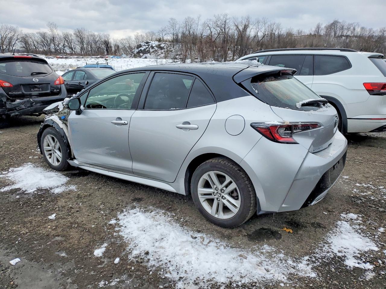 2020 TOYOTA COROLLA SE photo 2
