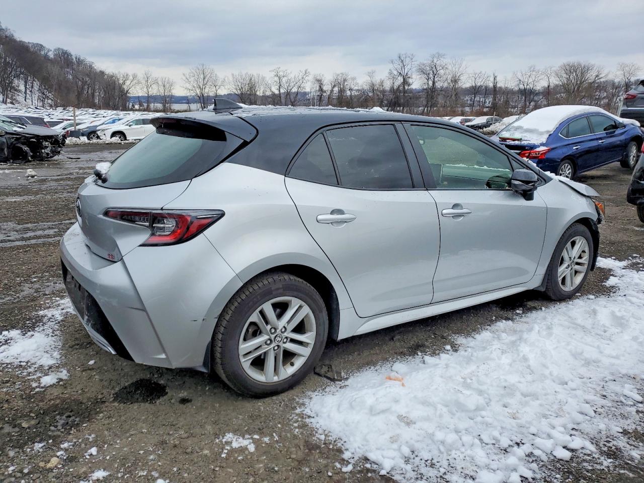 2020 TOYOTA COROLLA SE photo 3