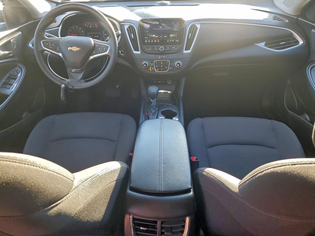 2024 CHEVROLET MALIBU LT photo 8