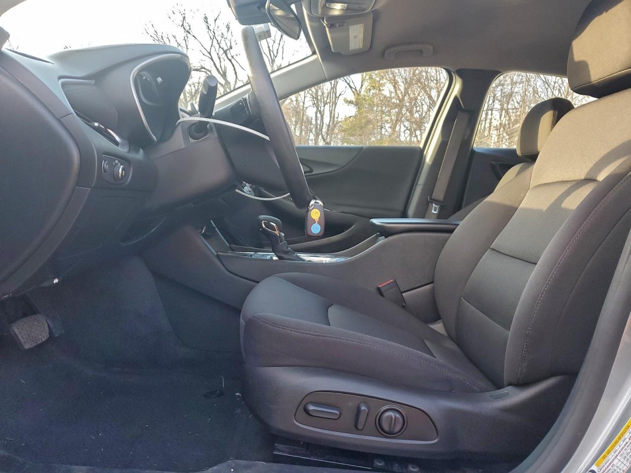 2024 CHEVROLET MALIBU LT photo 7
